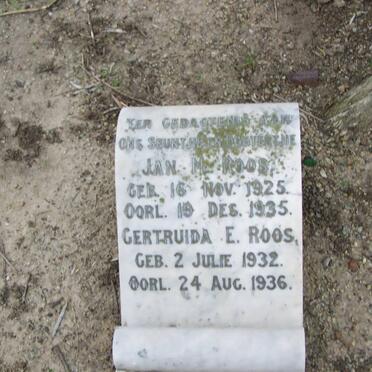 ROOS Jan M. 1925-1935 :: ROOS Gertruida E. 1932-1936