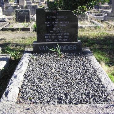 TONDER Mona, van nee STEVENS 1897-1975