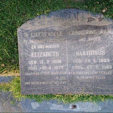 KOERT Marthinus 1903-1985 & Elizabeth 1908-1973 _2