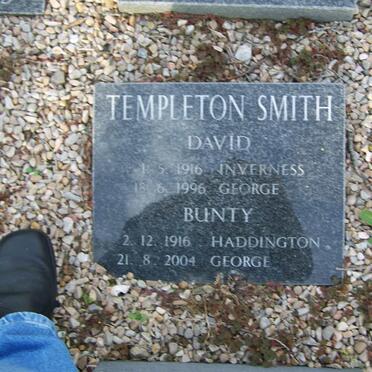 SMITH David, Templeton 1916-1996 &amp; Bunty 1916-2004