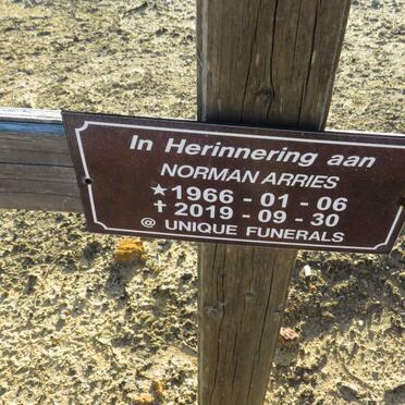 ARRIES Norman 1966-2019