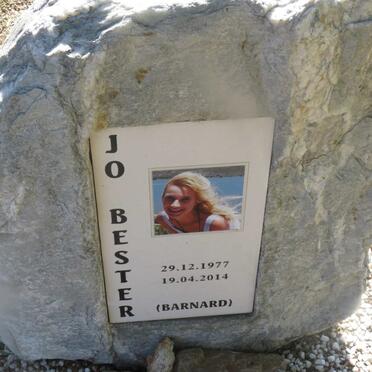 BESTER Jo nee BARNARD 1977-2014
