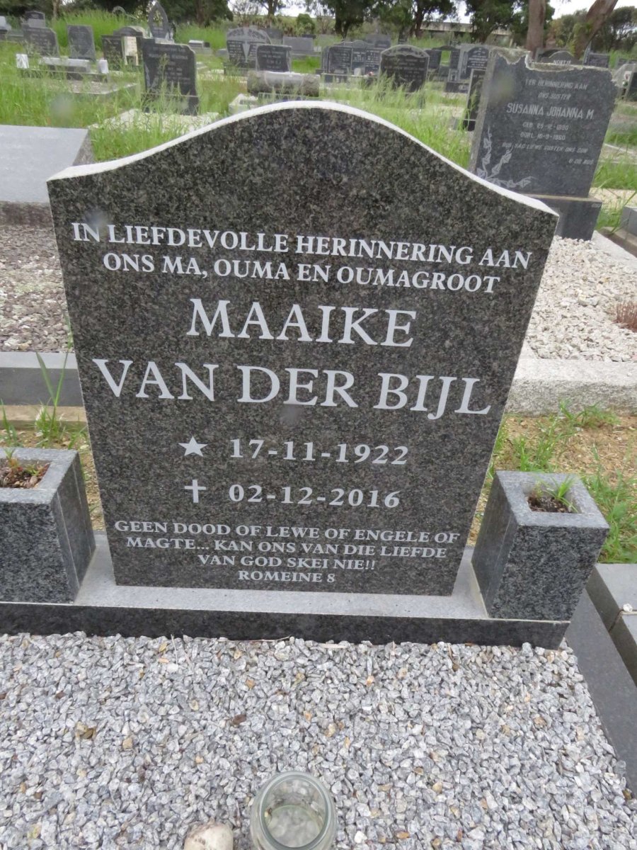 BIJL Maaike, van der 1922-2016