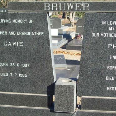 BRUWER Gawie 1907-1985 &amp; Phyllis KEHL 1914-1975
