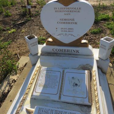 COMBRINK Simone 2005-2017