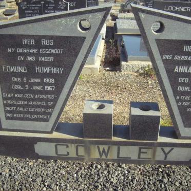 COWLEY Edmund Humphry 1908-1967 &amp; Anna Elizabeth 1910-1970