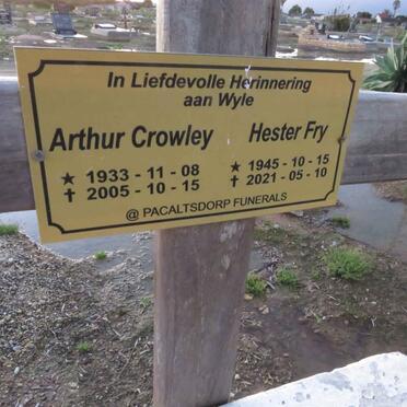 CROWLEY Arthur 1933-2005 & Hester FRY 1945-2021