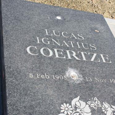 COERTZE Lucas Ignatius 1905-1990 &amp; Barbara Christina de Milander PAPENFUS 1904-1978 