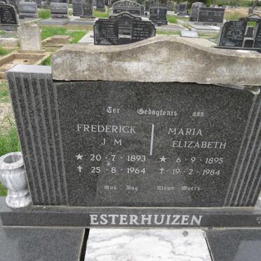 ESTERHUIZEN Frederick J.M. 1893-1964 &amp; Maria Elizabeth 1895-1984