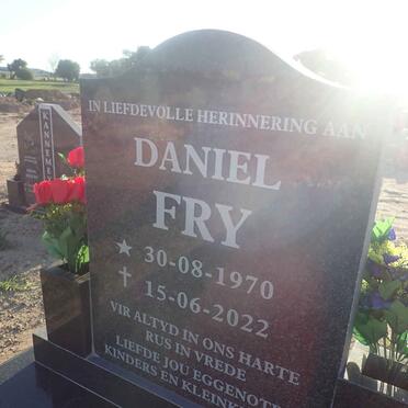 FRY Daniel 1970-2022