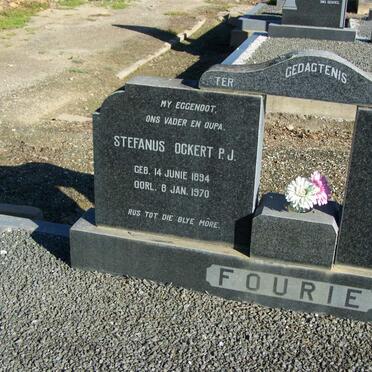 FOURIE Stefanus Ockert P.J. 1894-1970 &amp; Judith Johanna J. 1898-1984