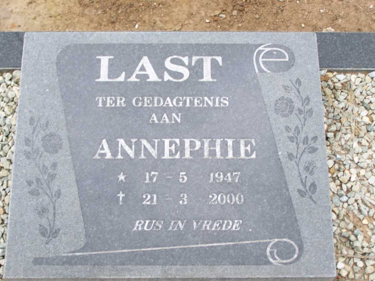 LAST Annephie 1947-2000