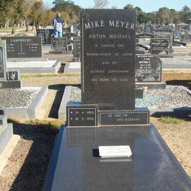 MEYER Anton Michael 1905-1972 &amp; Susanna Susara 1909-1994