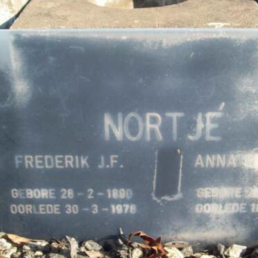 NORTJE Frederik J.F. 1890-1978 &amp; Anna Elizabeth ?-1971