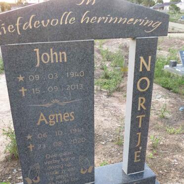 NORTJE John 1940-2013 & Agnes 1941-2020