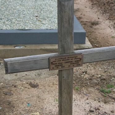 NOMDOE Evelyn Christine 1927-2000