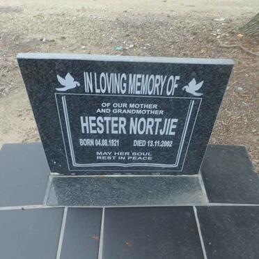 NORTJIE Hester 1921-2002