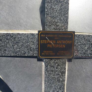 PIETERSEN Stephen Anthony 1969-200?