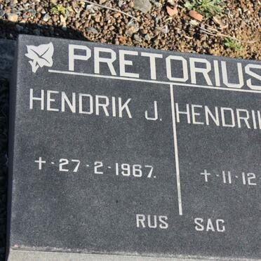 PRETORIUS Hendrik J. -1967 &amp; Hendrika B.A. -1965
