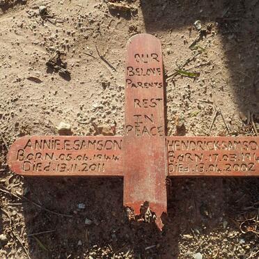 SAMSON Hendrick 1944-2002 & Annie E. 1944-2011