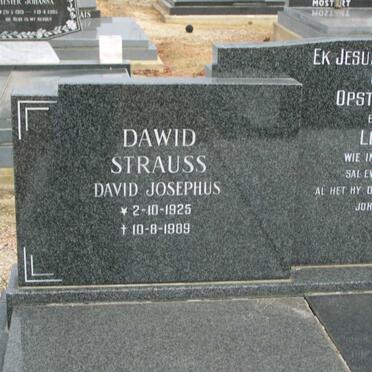 STRAUSS  David Josephus 1925-1989