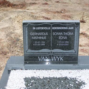 WYK Gerhardus Marthinus, van  1926-1999 &amp; Sonya Thora Edna 1928-2007