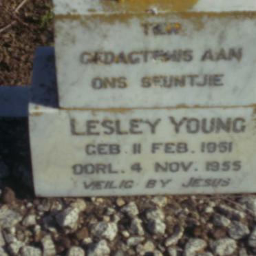 YOUNG Lesley 1951-1955