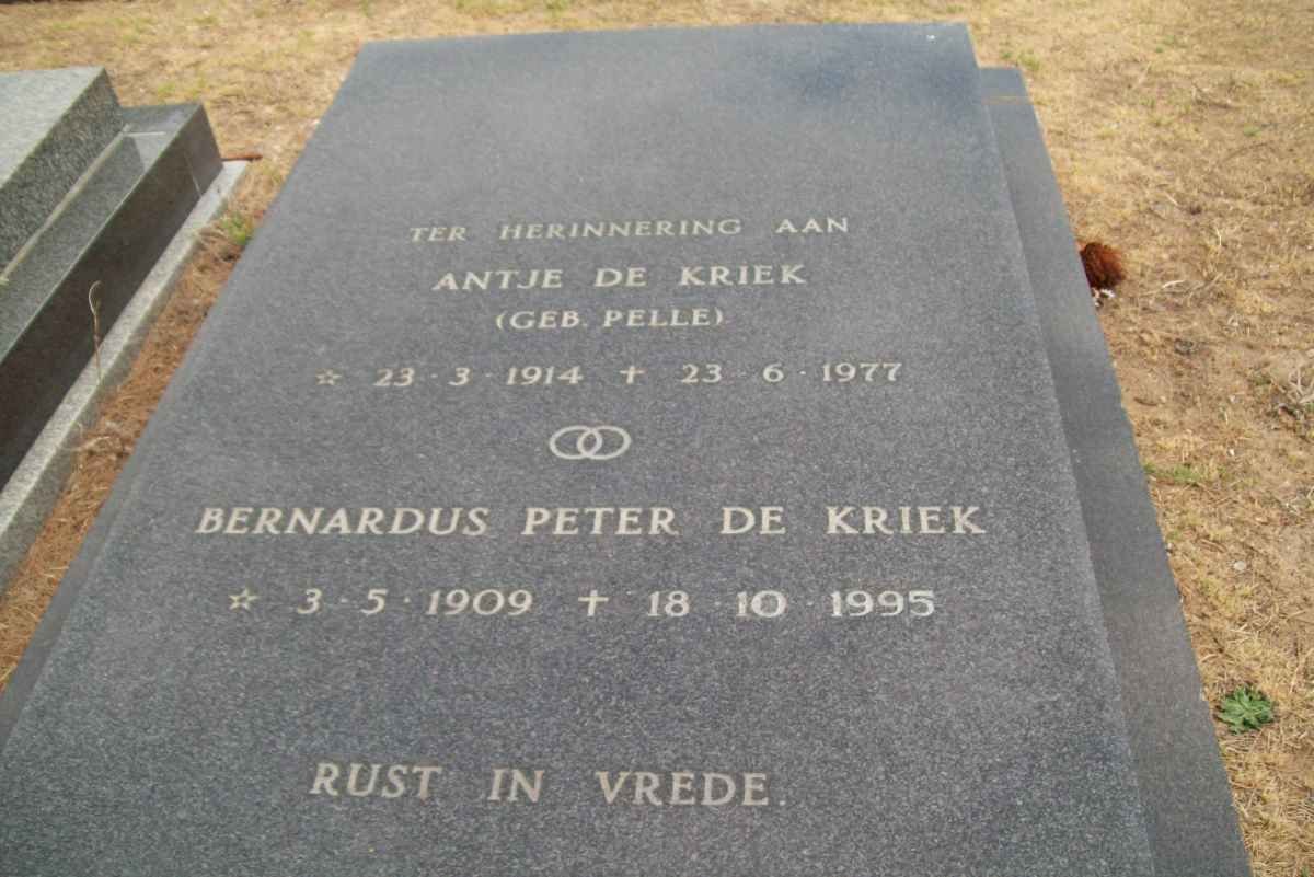 KRIEK Bernardus Peter, de 1909-1995 &amp; Antje PELLE 1914-1977