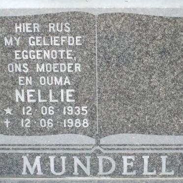 MUNDELL Nellie 1935-1988