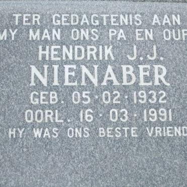 N - Vanne :: Surnames - N