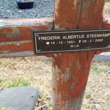 STEENKAMP Frederik Albertus 1951-2002