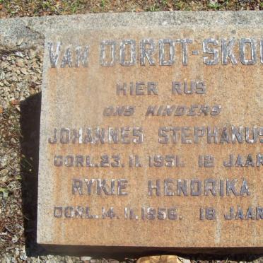 SKOG Johannes Stephanus, van Oordt -1951 :: VAN OORDT-SKOG Rykie Hendrika -1956