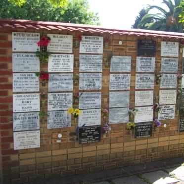 4. Overview on the old memorial wall at the Church