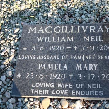 MACGILLIVRAY William Neil 1920-2000 &amp; Pamela Mary SEARLE 1920-2004