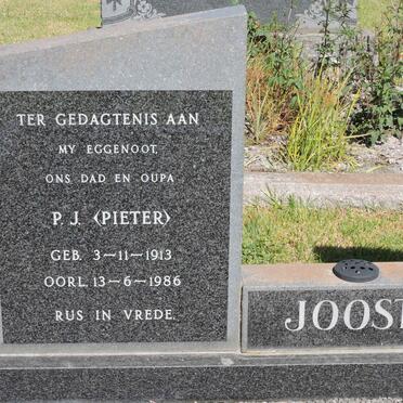 JOOSTE P.J. 1913-1986 &amp; Johanna 1921-2002