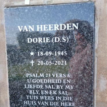 HEERDEN D.S., van 1945-2021