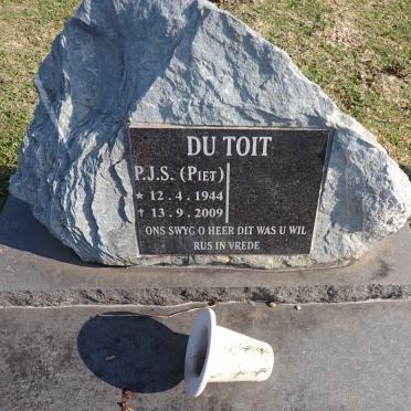 TOIT P.J.S., du 1944-2009 