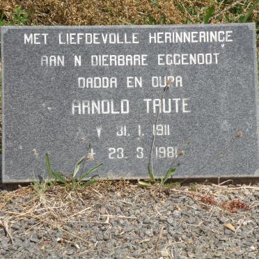 TAUTE Arnold 1911-1981 &amp; Dinah Maria MASSYN 1909-2000