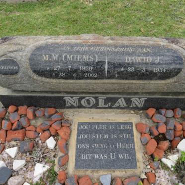 NOLAN Dawid J. 1934- &amp; M.M. 1930-2002
