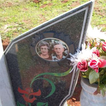 HEEVER Ebenhaezer Christiaan De Wet, van den 1915-1996 &amp; Anna Martha 1917-2015