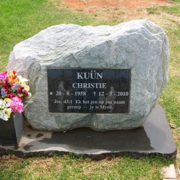 KUUN Christie 1958-2010