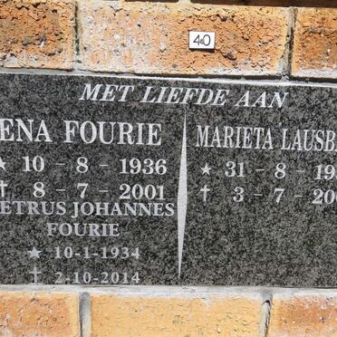 FOURIE Petrus Johannes 1934-2014 &amp; Ena 1936-2001 :: LAUSBERG Marieta 1958-2001