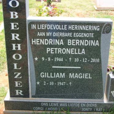 OBERHOLZER Gilliam Magiel 1947- &amp; Hendrina Berndina Petronella 1944-2010