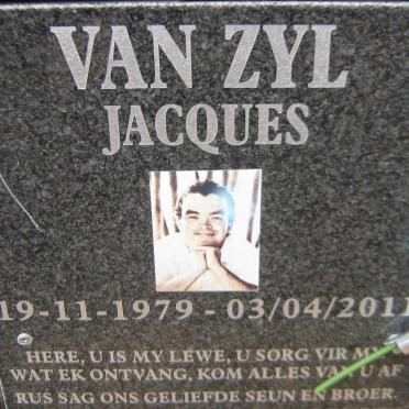 ZYL Jacques, van 1979-2011