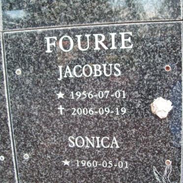 FOURIE Jacobus 1956-2006 &amp; Sonica 1960-