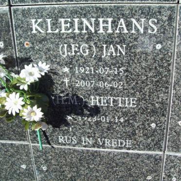 KLEINHANS J.F.G. 1921-2007 &amp; H.M. 1923-