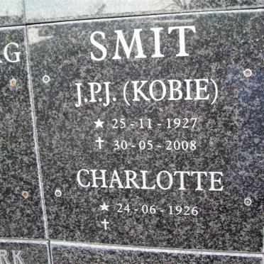 SMIT J.P.J. 1927-2008 &amp; Charlotte 1926-