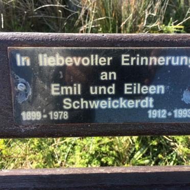 SCHWEIKERDT Emil 1899-1978 &amp; Eileen 1912-1993