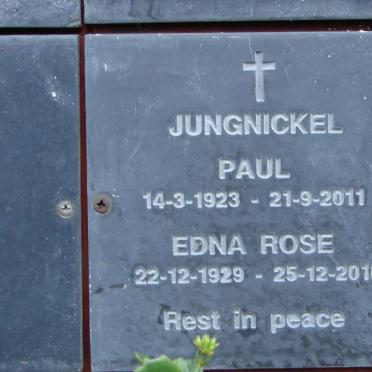 JUNGNICKEL Paul 1923-2011 &amp; Edna Rose 1929-2010