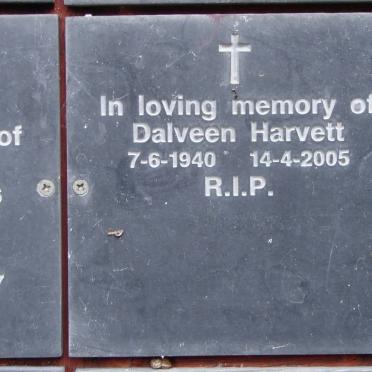 HARVETT Dalveen 1940-2005